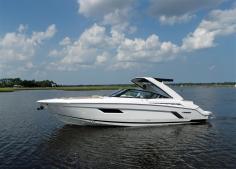 Cruisers yachts 328