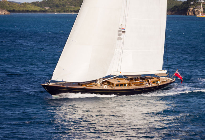 Royal Huisman Pumula