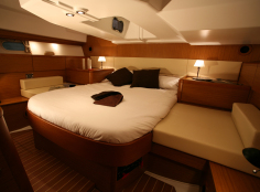 Sun Odyssey 45DS图集