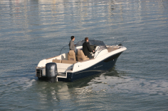 Jeanneau Cap Camarat 7.5 WA图集