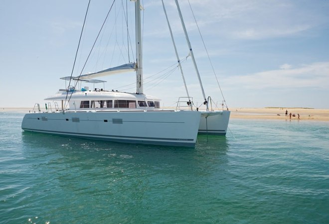 Lagoon 620