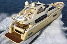 Ferretti Yachts Altura 840