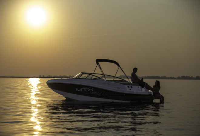 Rinker 220 MTXC
