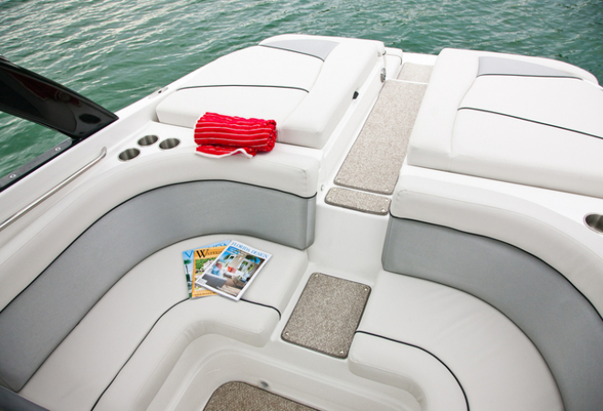 Rinker 276 CC
