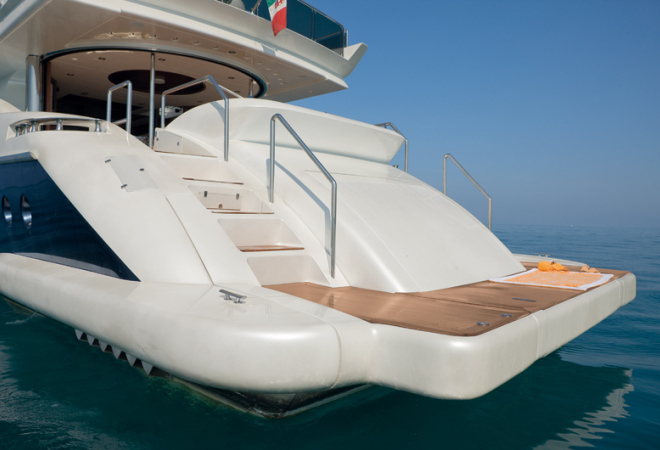 Azimut 100 Leonardo