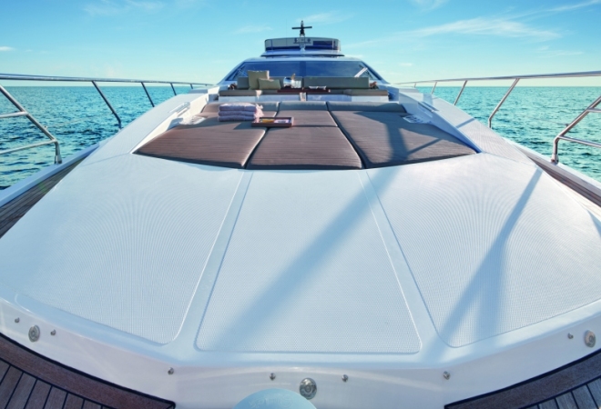 Azimut 77S