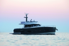 Azimut Magellano 53