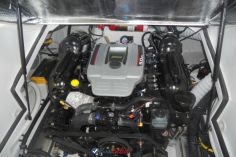 Cruisers yachts 208 Bow Rider图集