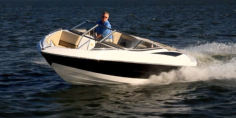Cruisers yachts 208 Bow Rider图集